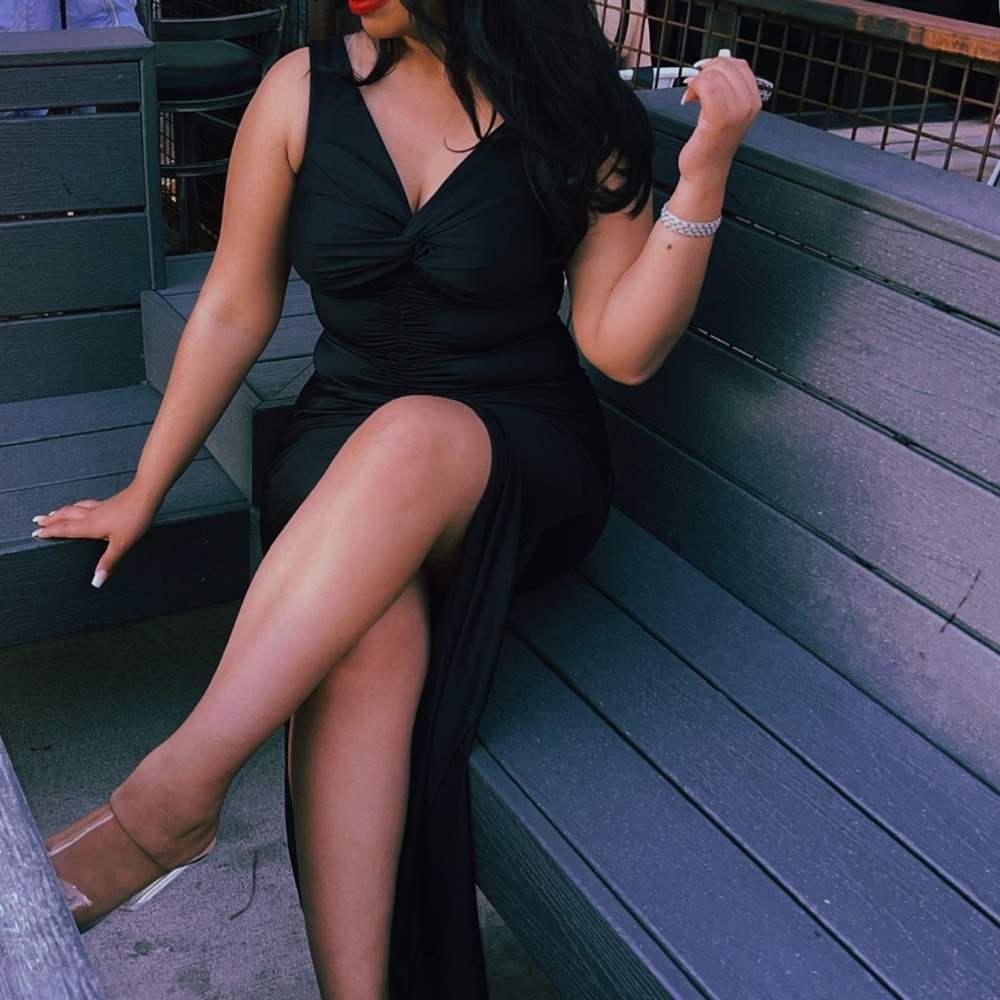 Elegant Black Evening Dress